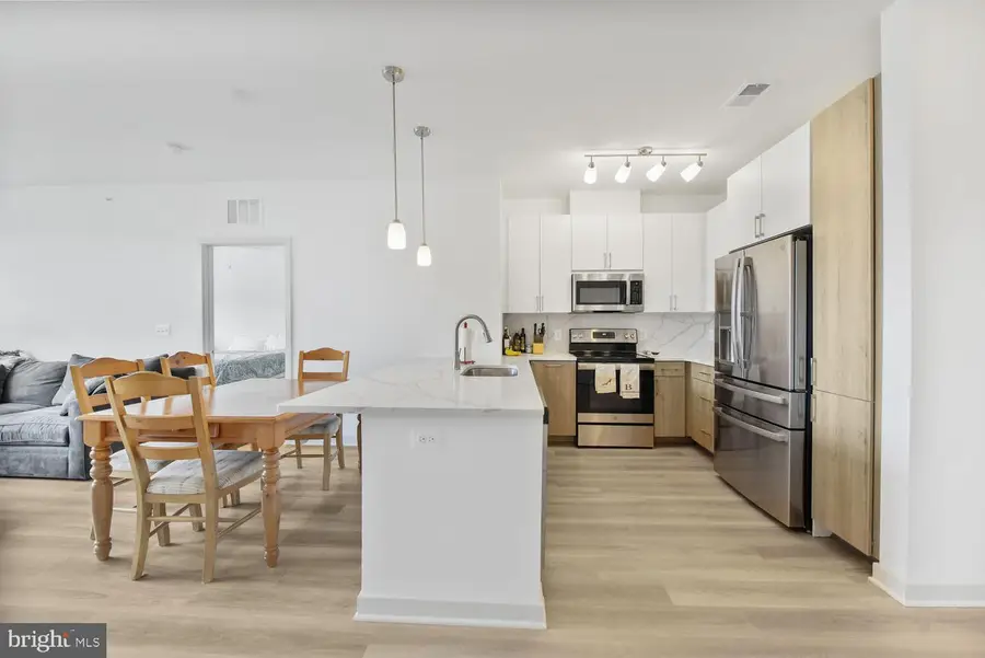 10755 Fairgrounds Dr #431, Fairfax, VA 22030 - #3