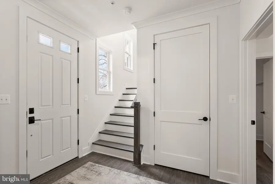 10634 Pocket Pl, George Mason, VA 22030 - #3