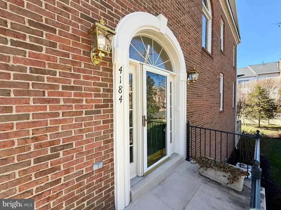 4184 Governor Yeardley Ln, Fairfax, VA 22030 - #2