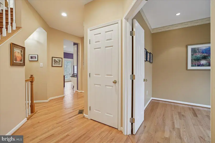 9804 Cresence Way, Fairfax, VA 22032 - #2