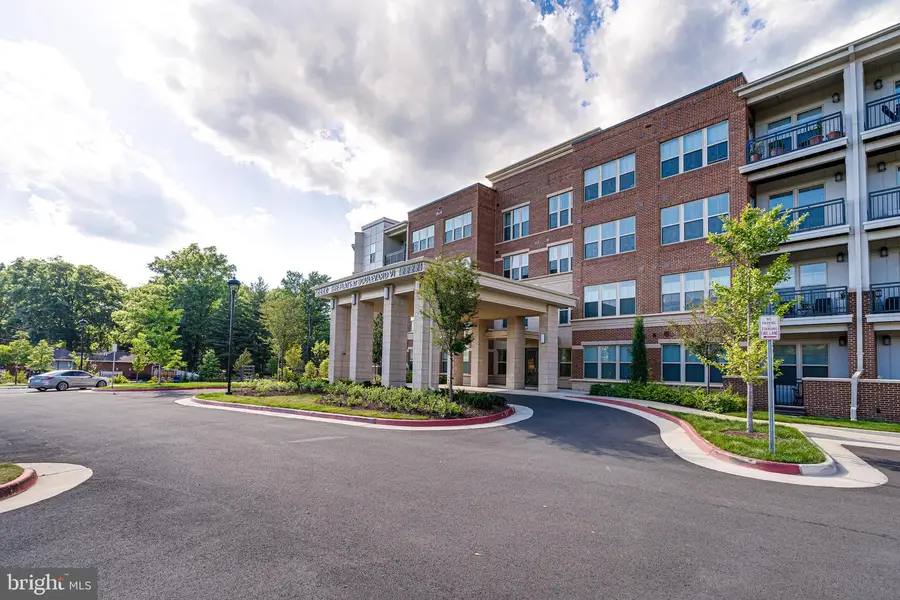 10755 Fairgrounds Dr #326, Fairfax, VA 22030 - #2