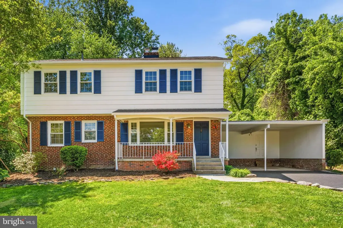 10705 Oak Pl, Fairfax, VA 22030 - #1