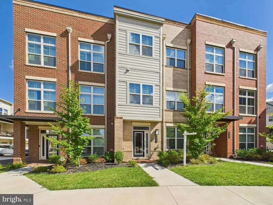 3711 Mayors Way, Fairfax, VA 22030 - #2