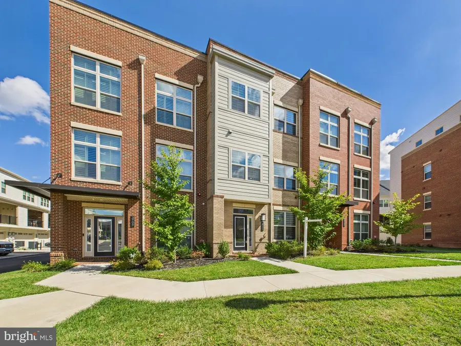 3711 Mayors Way, Fairfax, VA 22030 - #3