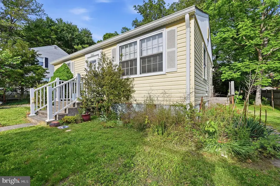4103 Chestnut St, Fairfax, VA 22030 - #2