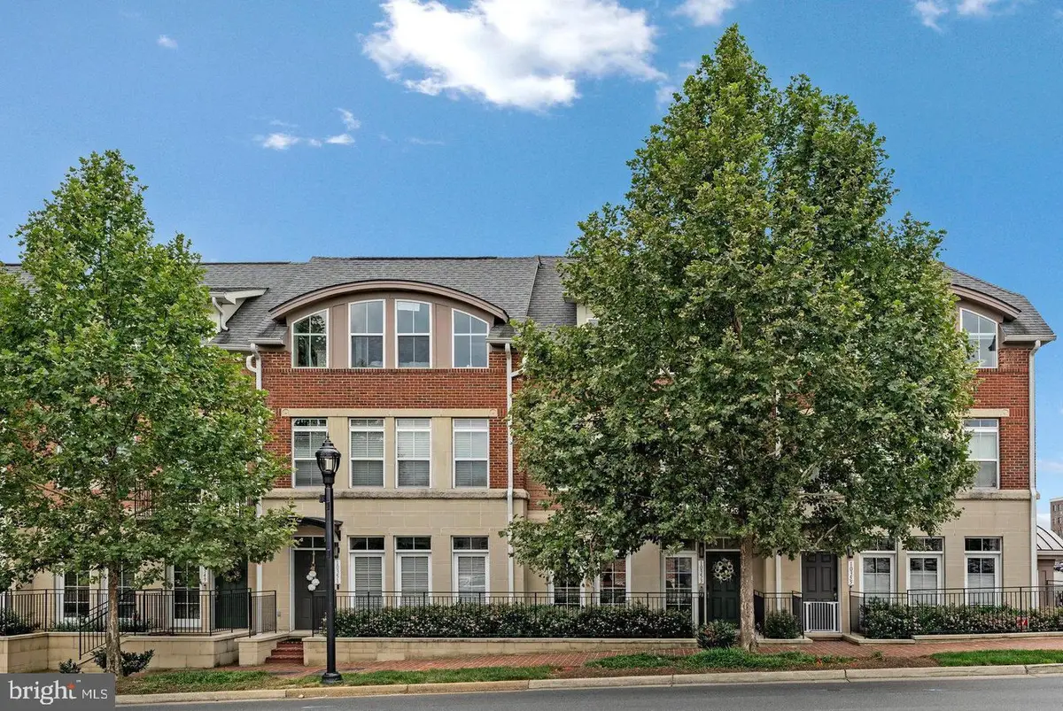 10353 Main St, Fairfax, VA 22030 - #1