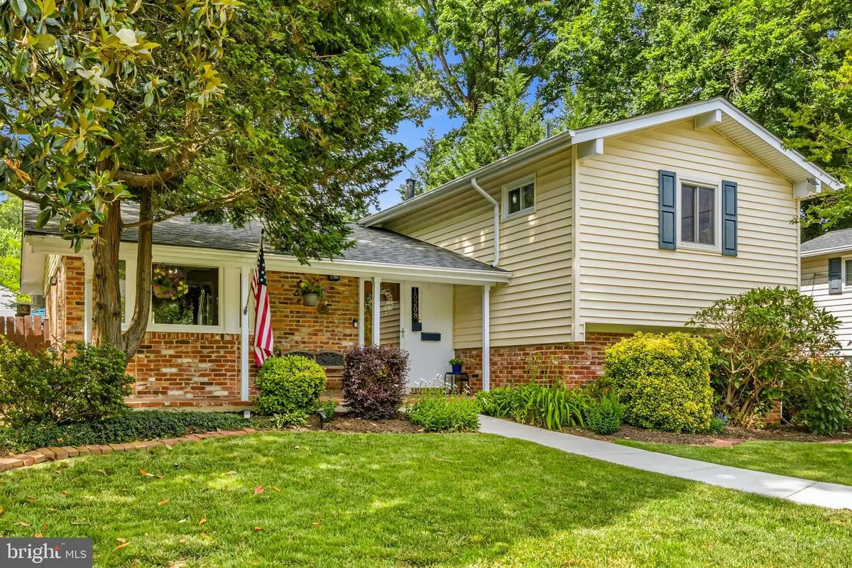 10208 Forest Ave, Fairfax, VA 22030 - #1