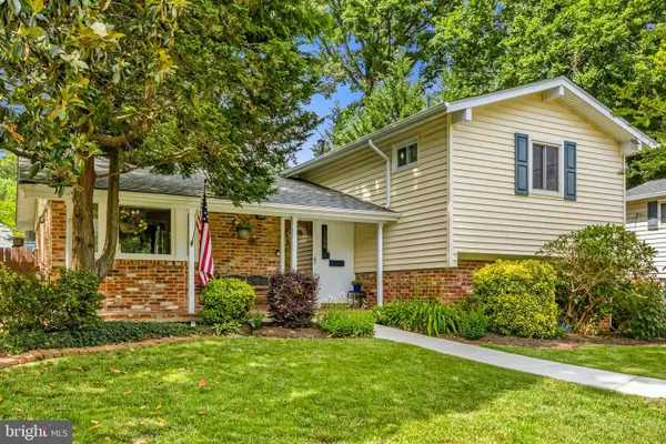 10208 Forest Ave, FAIRFAX, VA 22030