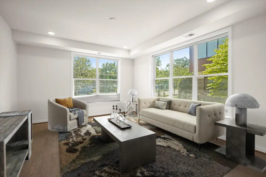 3985 Norton Pl #101, Fairfax, VA 22030 - #2