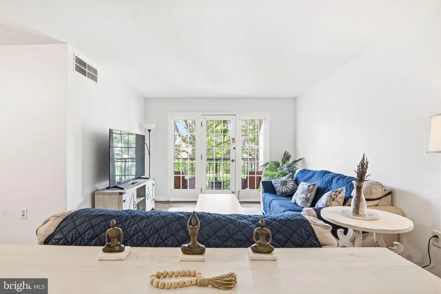 9459 Fairfax Blvd #202, Fairfax, VA 22031 - #2