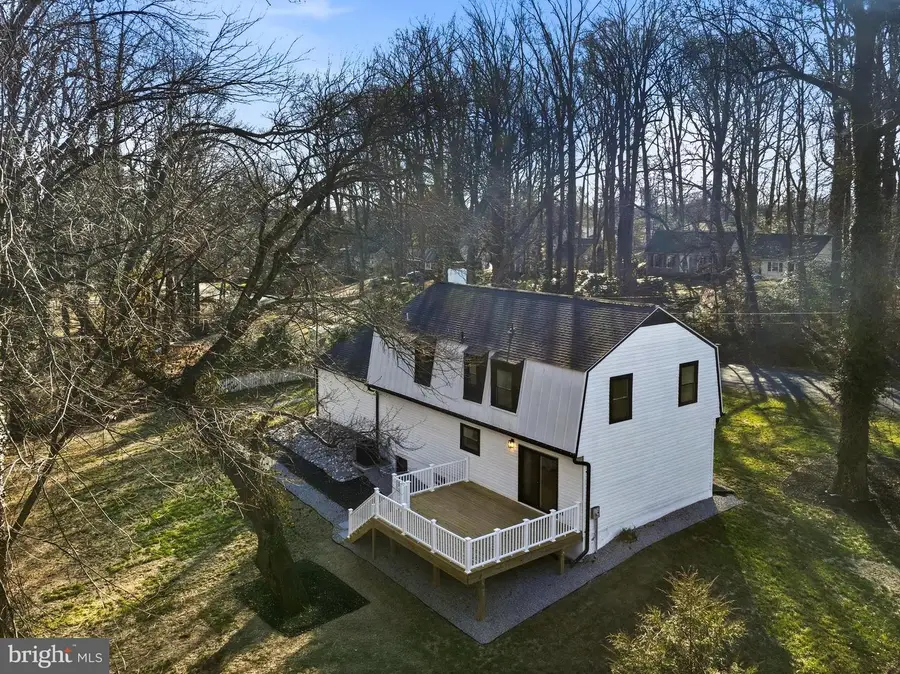 10704 Howerton Ave, Fairfax, VA 22030 - #3