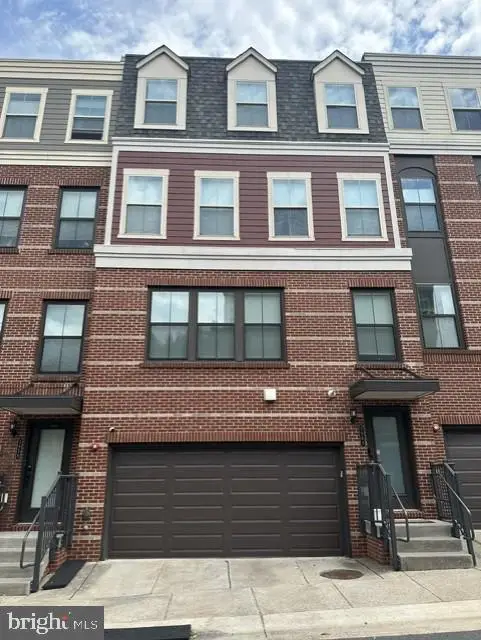 3961 Norton Pl, Fairfax, VA 22030 - #1