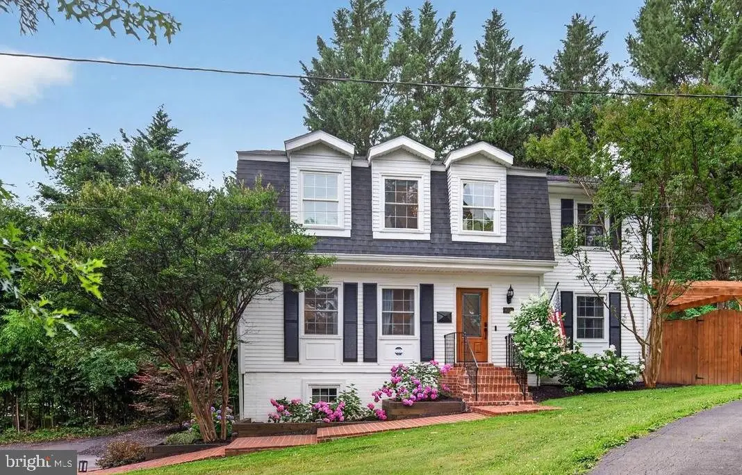 4020 Roberts Rd, Fairfax, VA 22032 - #1