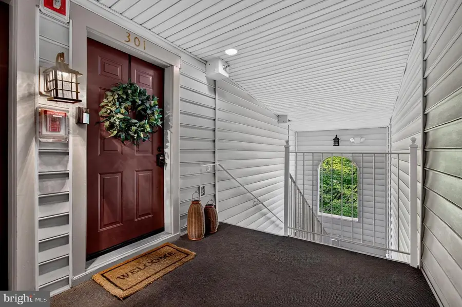10349 Sager Ave #301, Fairfax, VA 22030 - #3