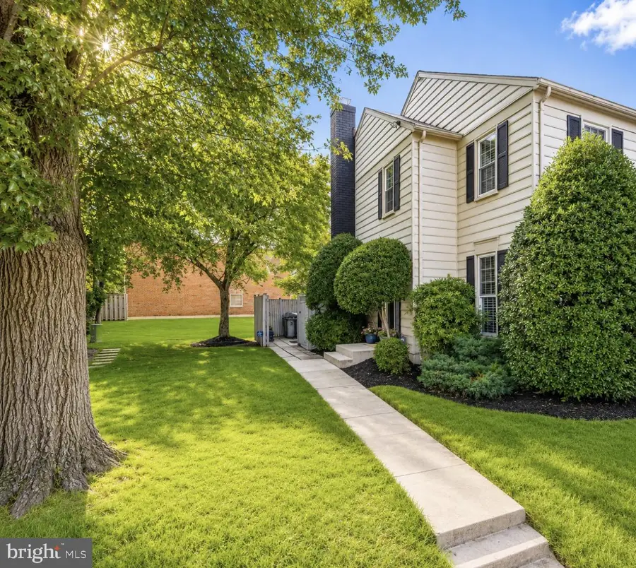 3991 Wilcoxson Dr, Fairfax, VA 22031 - #3