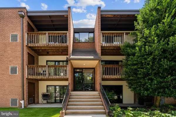 10725 W West Dr #203, FAIRFAX, VA 22030