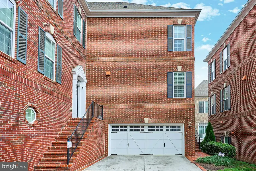 4092 Glendale Way, Fairfax, VA 22030 - #3