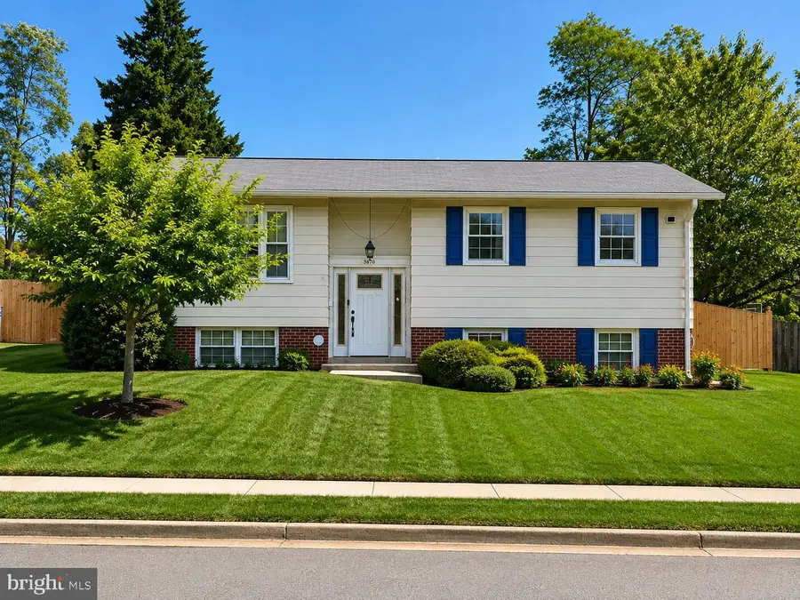 3610 Heritage Ln, Fairfax, VA 22030 - #2