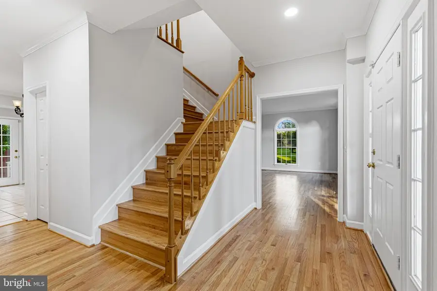 10631 Elmont Ct, Fairfax, VA 22030 - #2