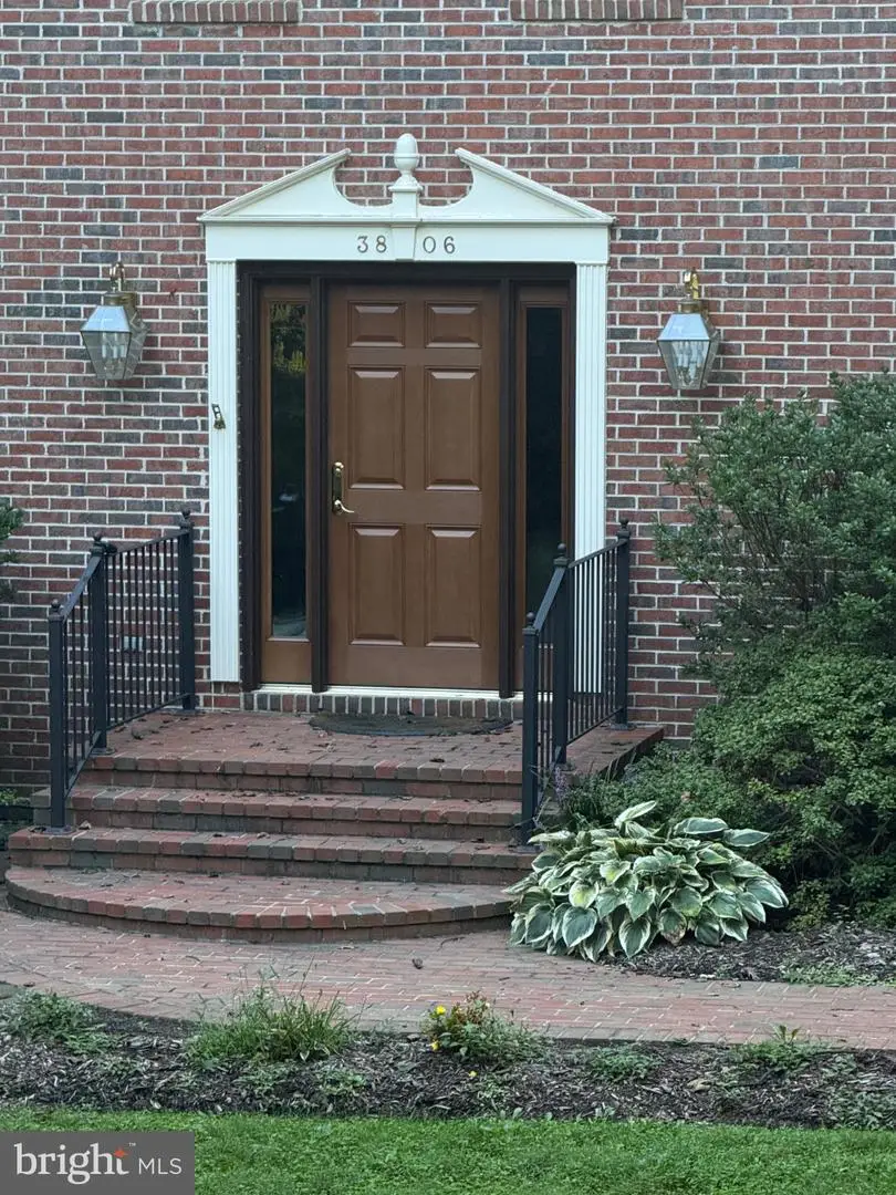 3806 Haynsworth Pl, Fairfax, VA 22031 - #3