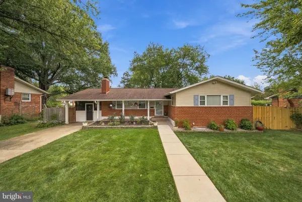 3713 Randolph St, FAIRFAX, VA 22030