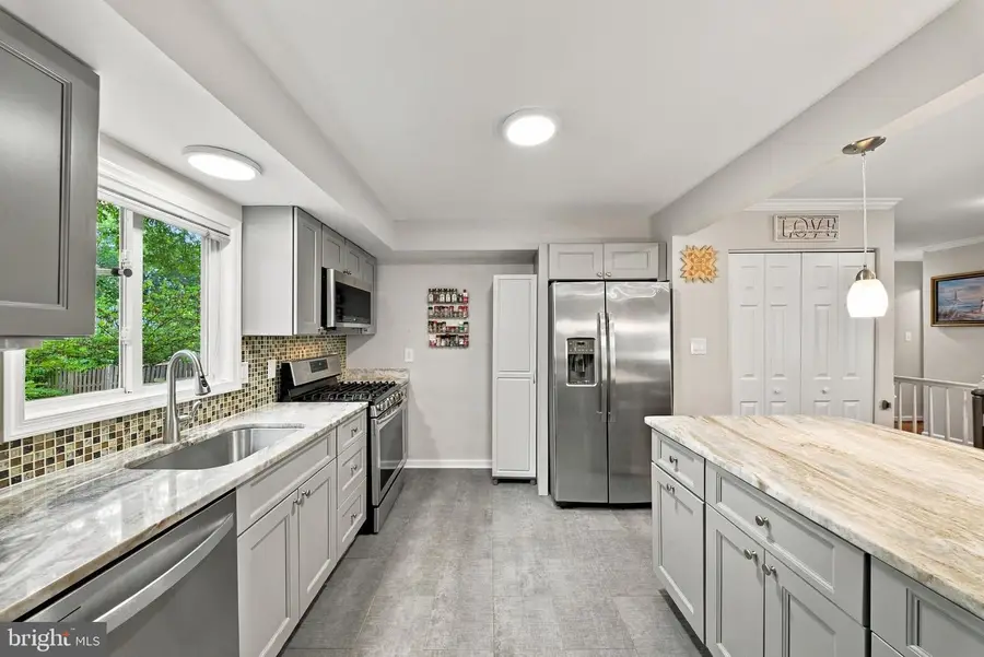 3713 Randolph St, Fairfax, VA 22030 - #2