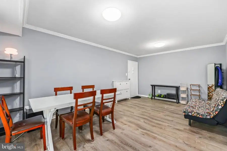 10026 Fair Woods Dr #330, Fairfax, VA 22030 - #3