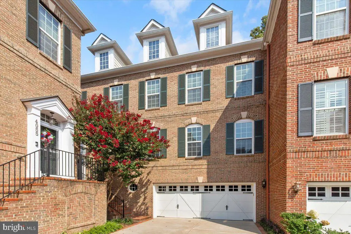 4057 Glendale Way, Fairfax, VA 22030 - #1