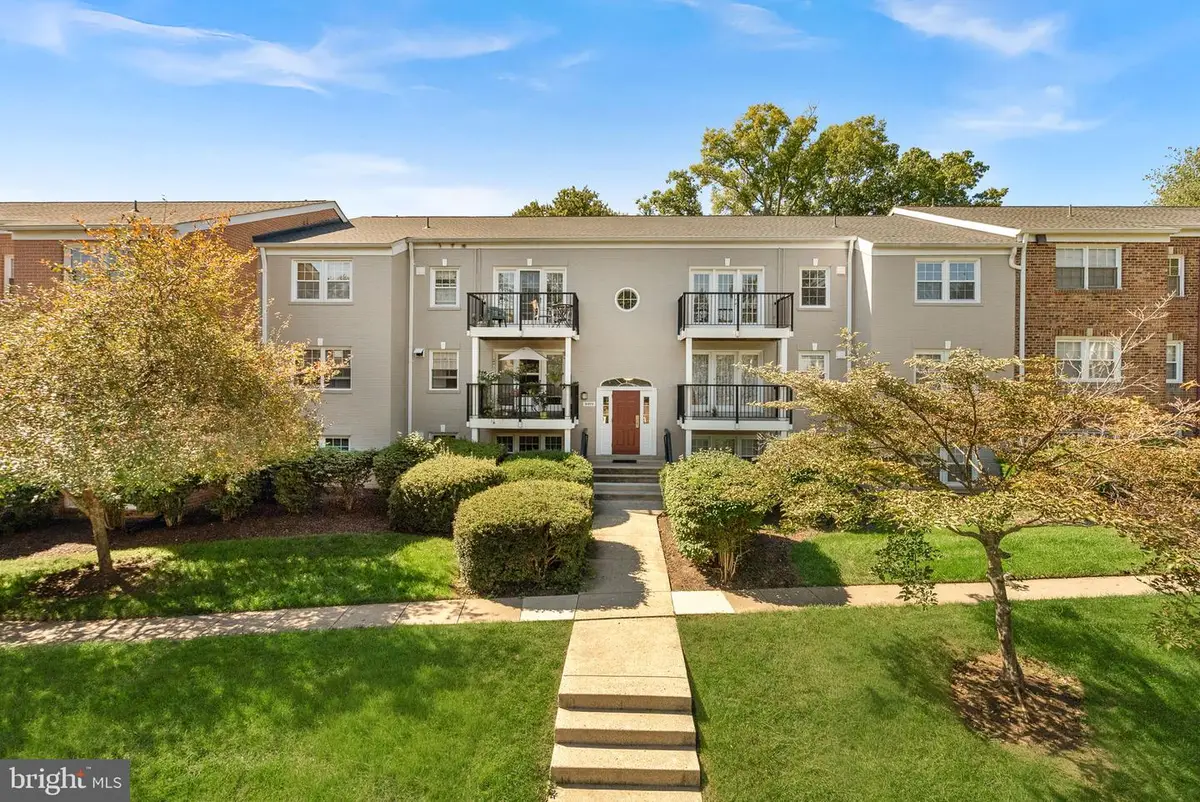 9479 Fairfax Blvd #302, Fairfax, VA 22031 - #1