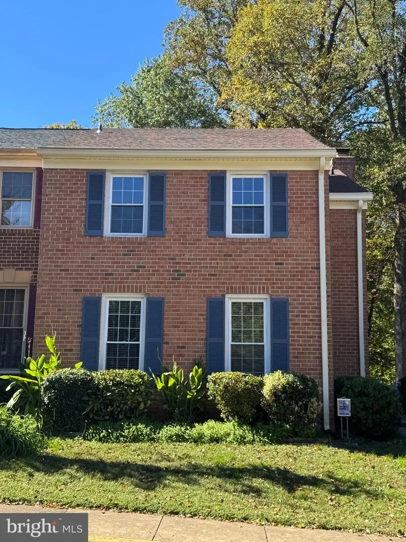 3891 Bradwater St, Fairfax, VA 22031 - #1