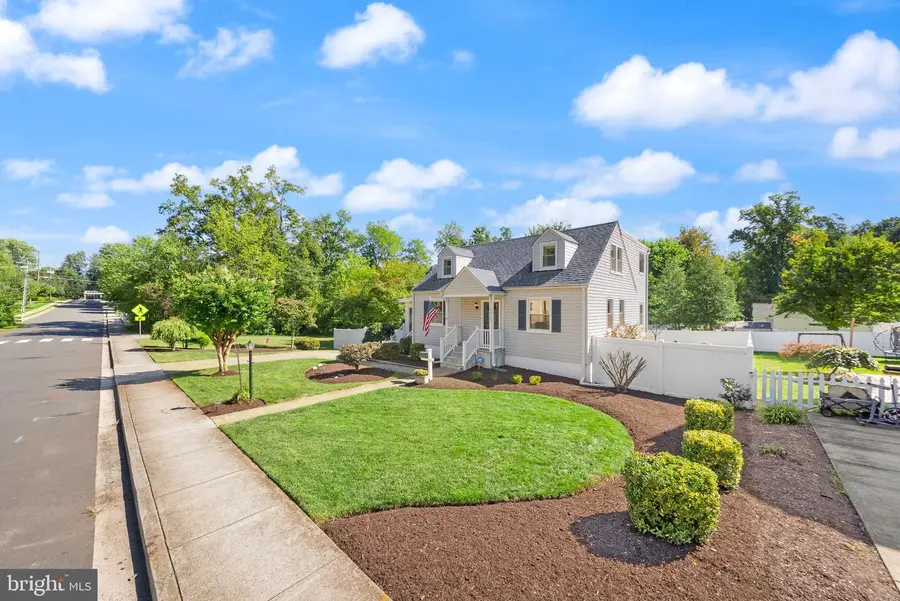 4019 Poplar St, Fairfax, VA 22030 - #2