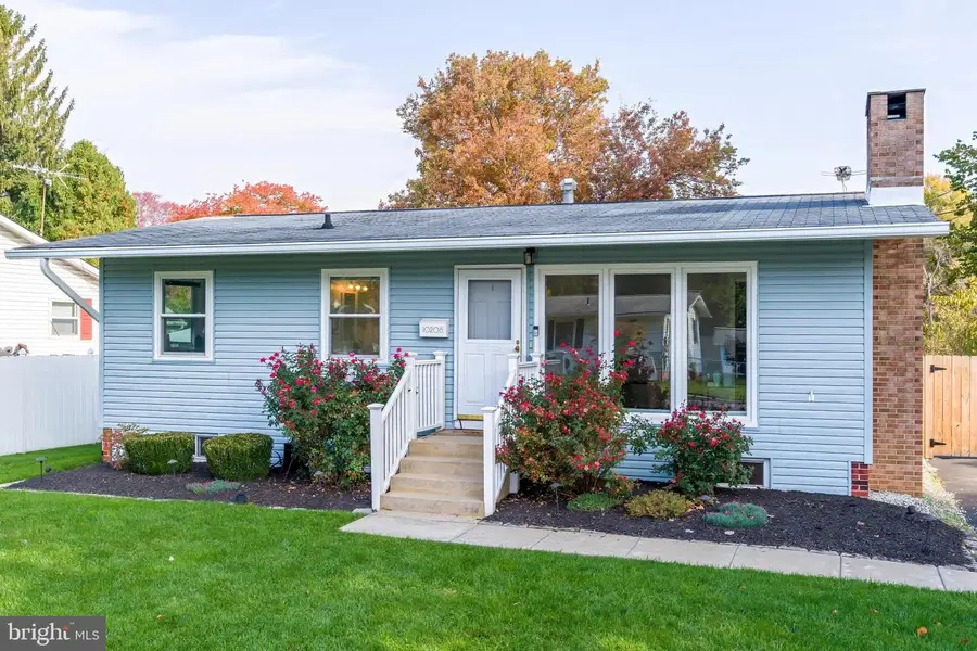 10208 Rodgers Rd, Fairfax, VA 22030 - #3