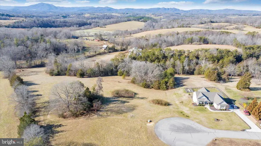 43 Halsey Ct, Wirtz, VA 24184 - #2