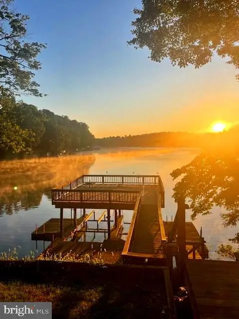 324 Indian Pointe Dr, Hardy, VA 24101 - #1