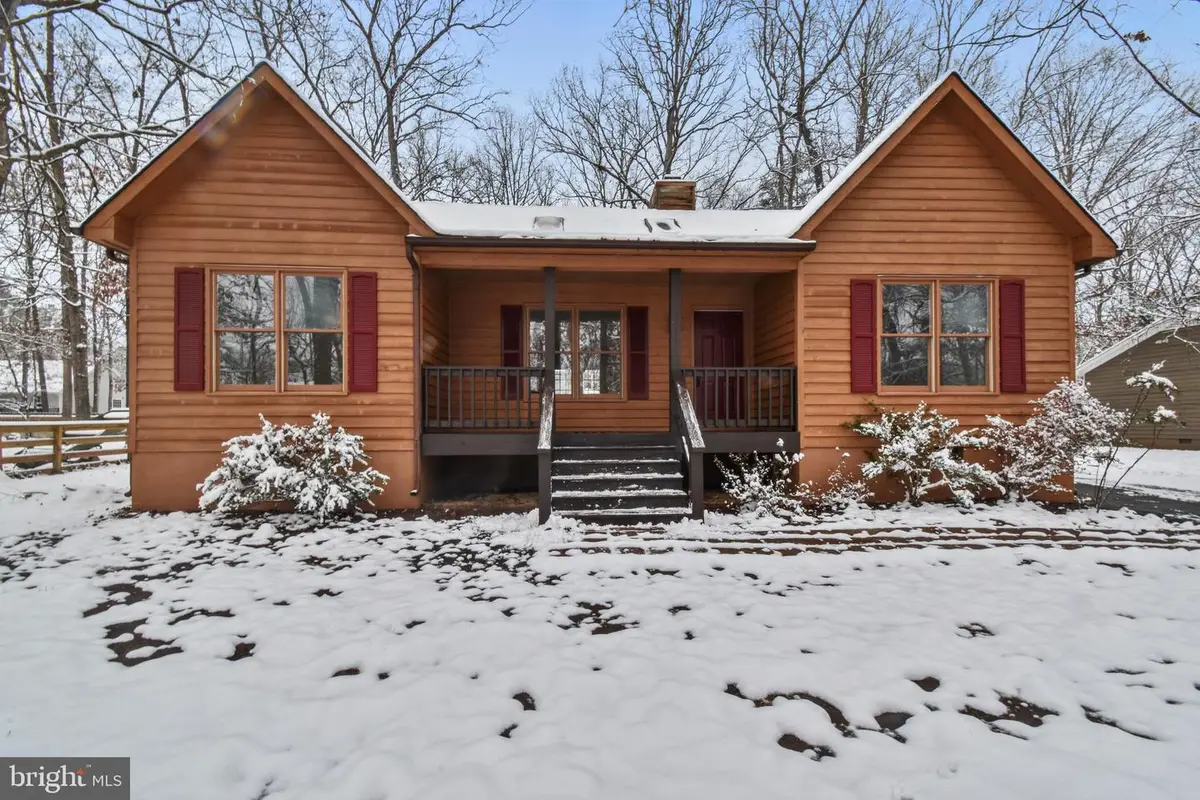 142 Jefferson Dr, Palmyra, VA 22963 - Image #1