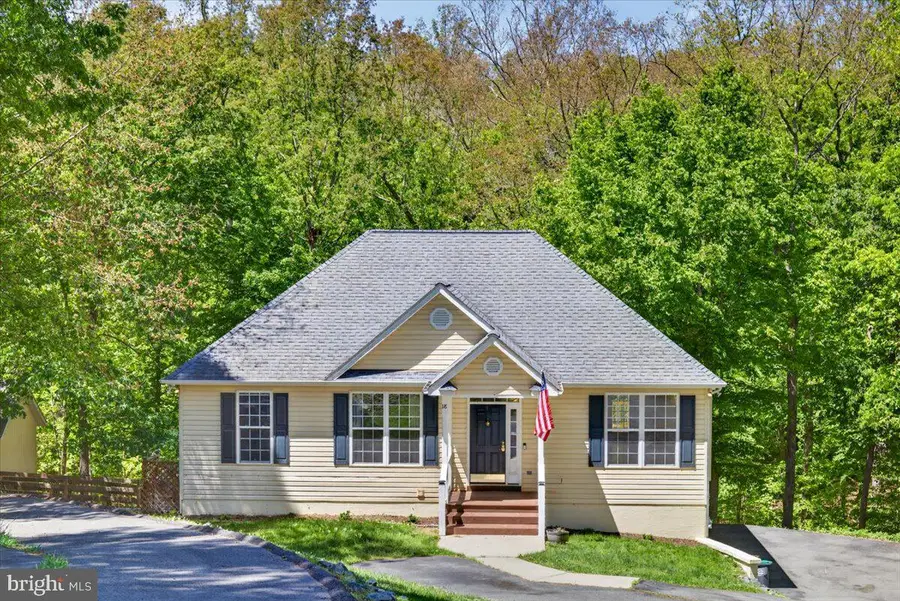 18 Chickasaw Pl, Palmyra, VA 22963 - #2