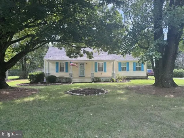 17 Parrish Ln, Kents Store, VA 23084 - #1