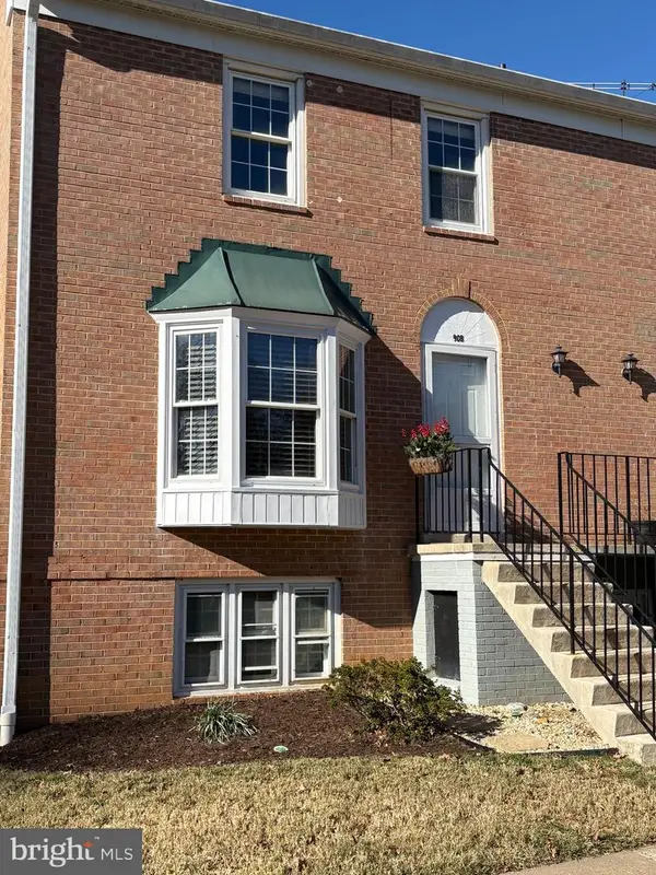 90 B Leeds Ct East #90 B, WARRENTON, VA 20186