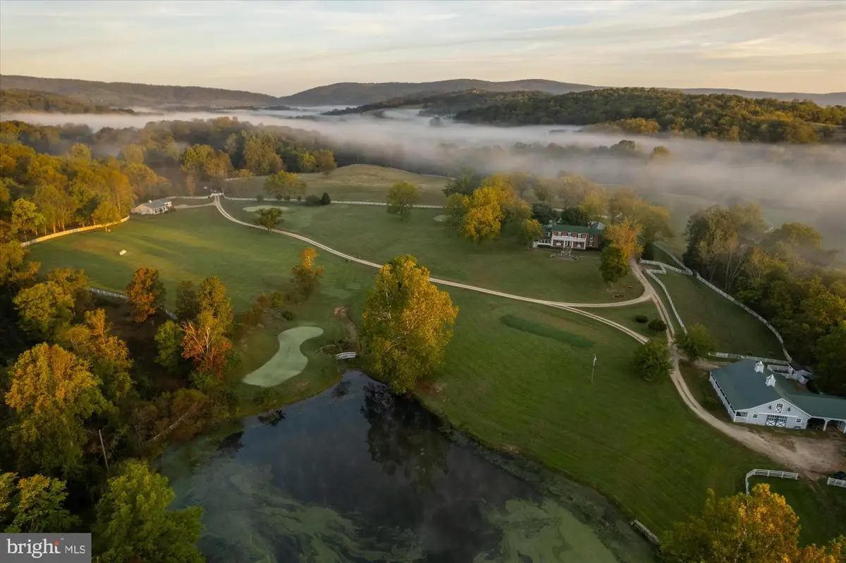 1787 Light Horse Ln, Delaplane, VA 20144 - Image #1