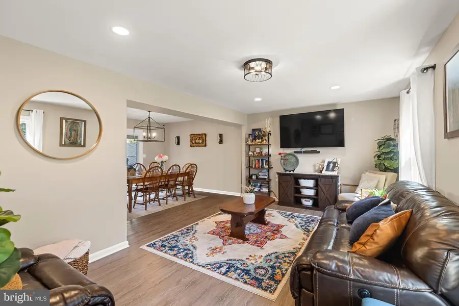 6666 Kelly Rd, Warrenton, VA 20187 - Image #2