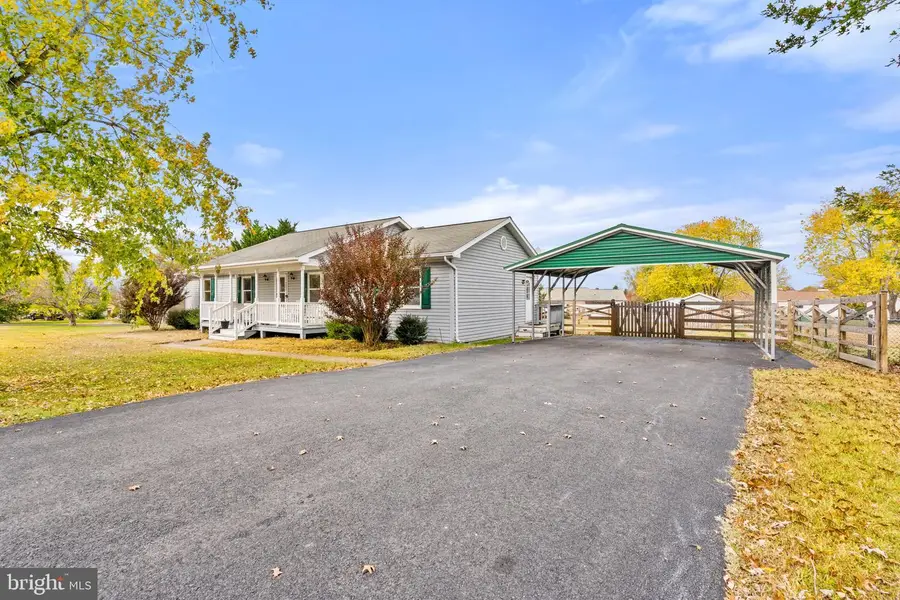 7058 Helm Dr, Remington, VA 22734 - Image #3