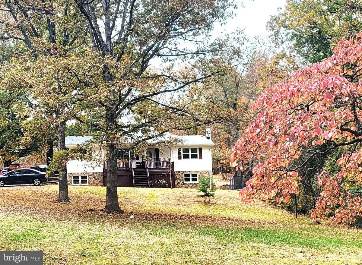 7632 Greenwich Rd, Nokesville, VA 20181 - Image #1