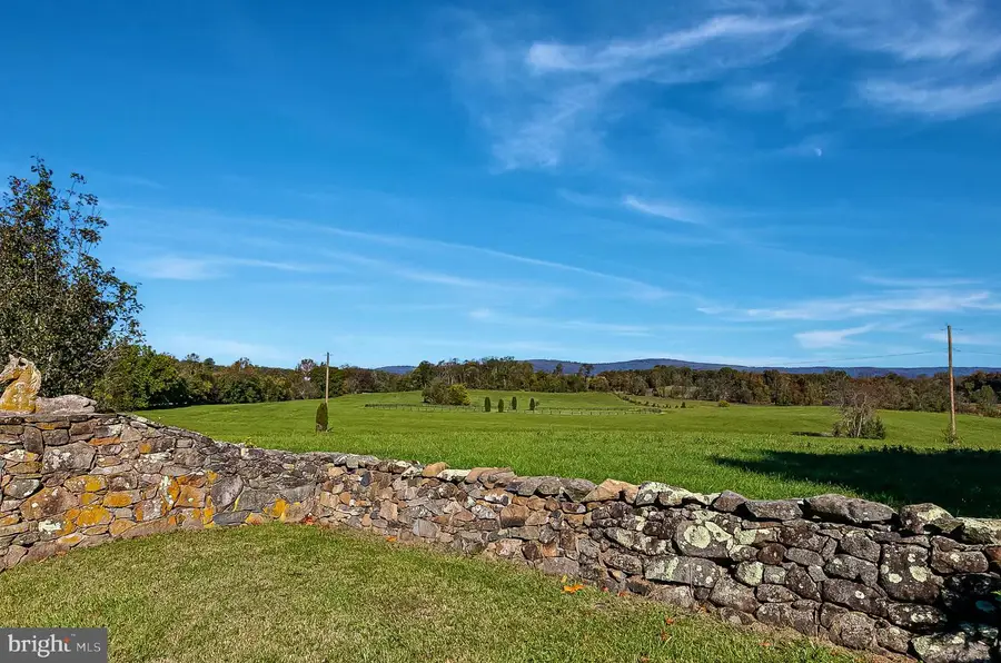 1610 Delaplane Grade Rd, Upperville, VA 20184 - Image #3