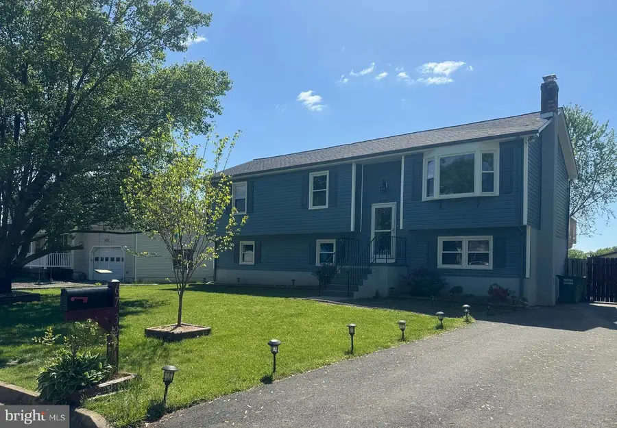 6739 Huntland Dr, Bealeton, VA 22712 - Image #2