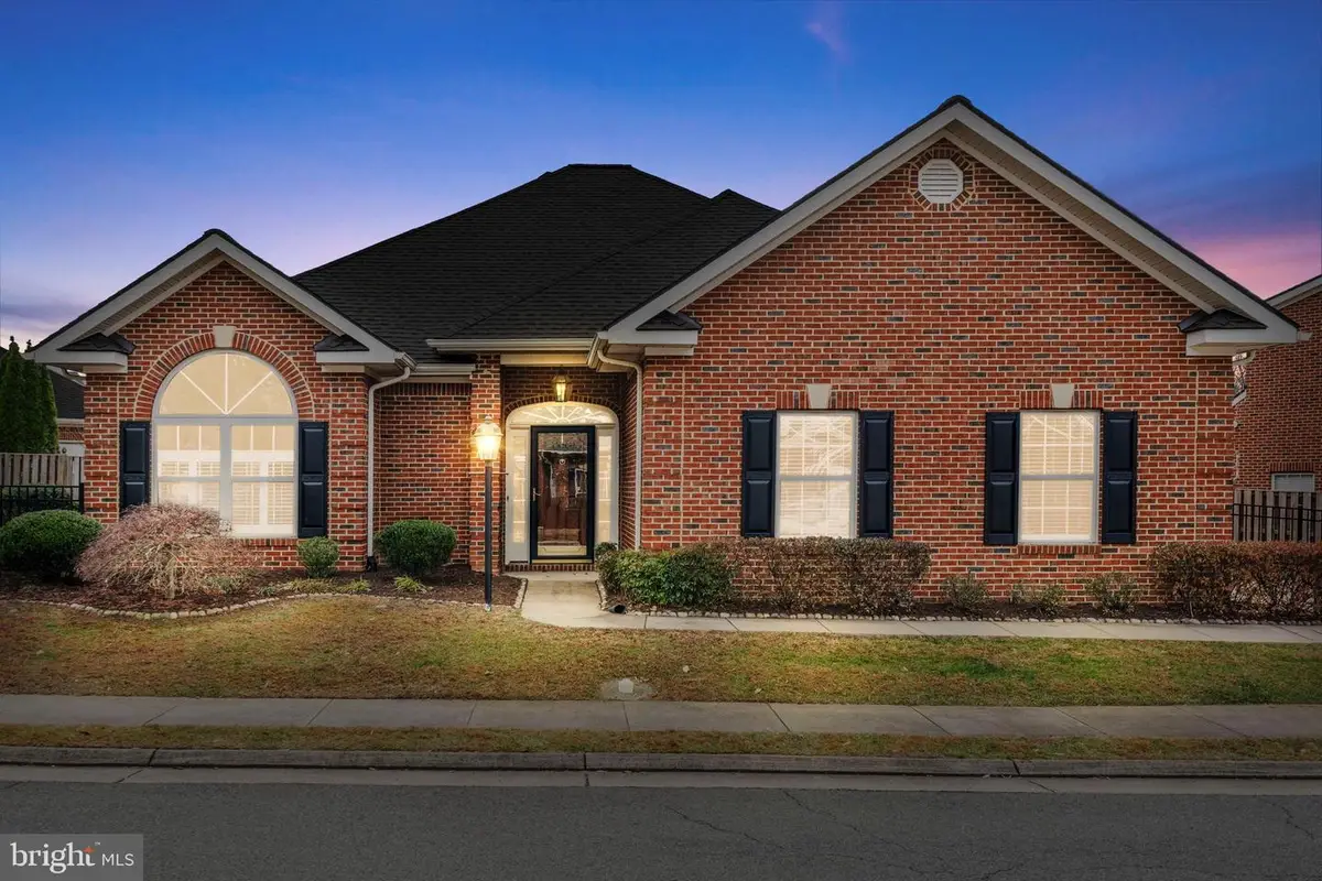 238 Carriage Chase Cir, Warrenton, VA 20186 - Image #1