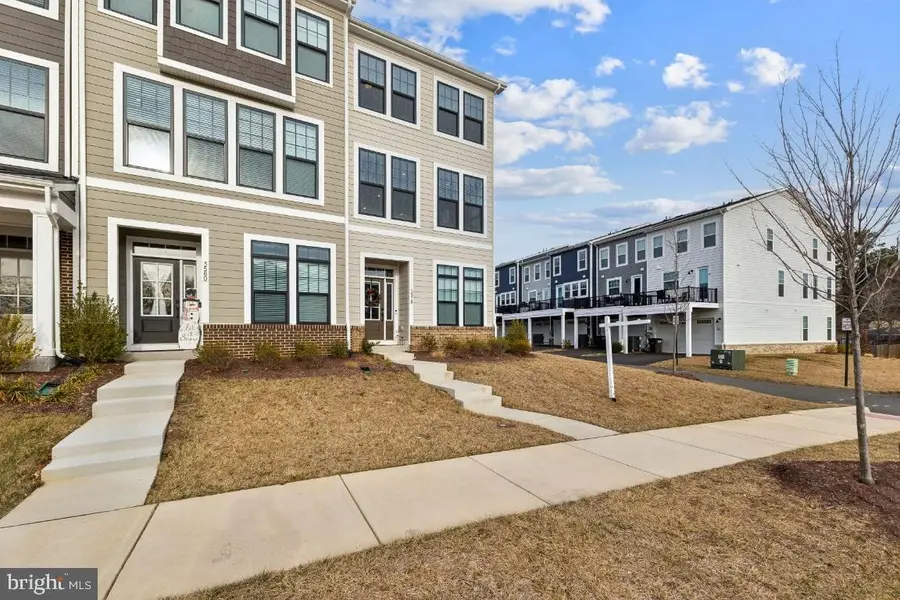 3578 Stephensons Hill Ln, Marshall, VA 20115 - #2