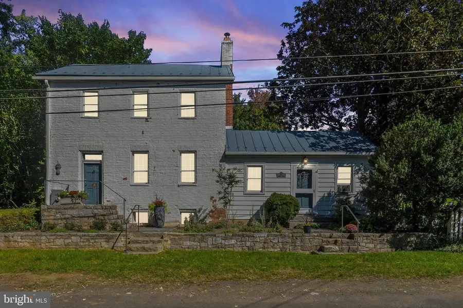 677 Federal St, Paris, VA 20130 - #2