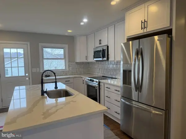 624 Foxcroft Rd, WARRENTON, VA 20186