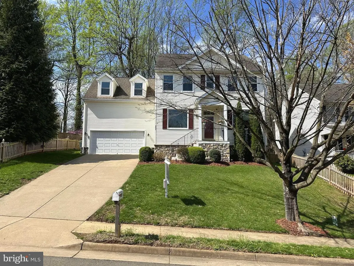 226 Breezewood Dr, Warrenton, VA 20186 - #1