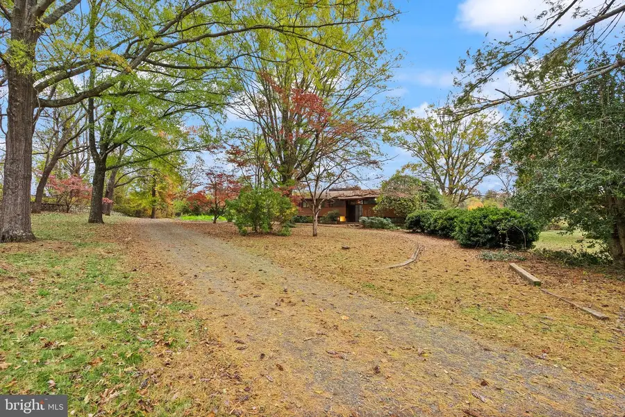 7099 Glen Curtiss Ln, Warrenton, VA 20187 - #3